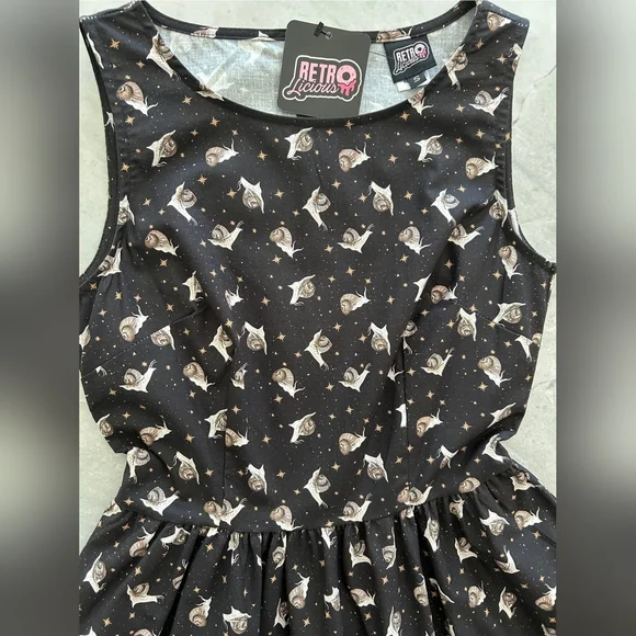 NWT Retrolicious Snails And Stars Patterned Sleeveless Dress - Picture 2 of 4